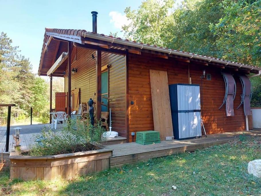 Chalet Au Milieu De La Foret Avec Lac A Proximite Layrac Exterior foto